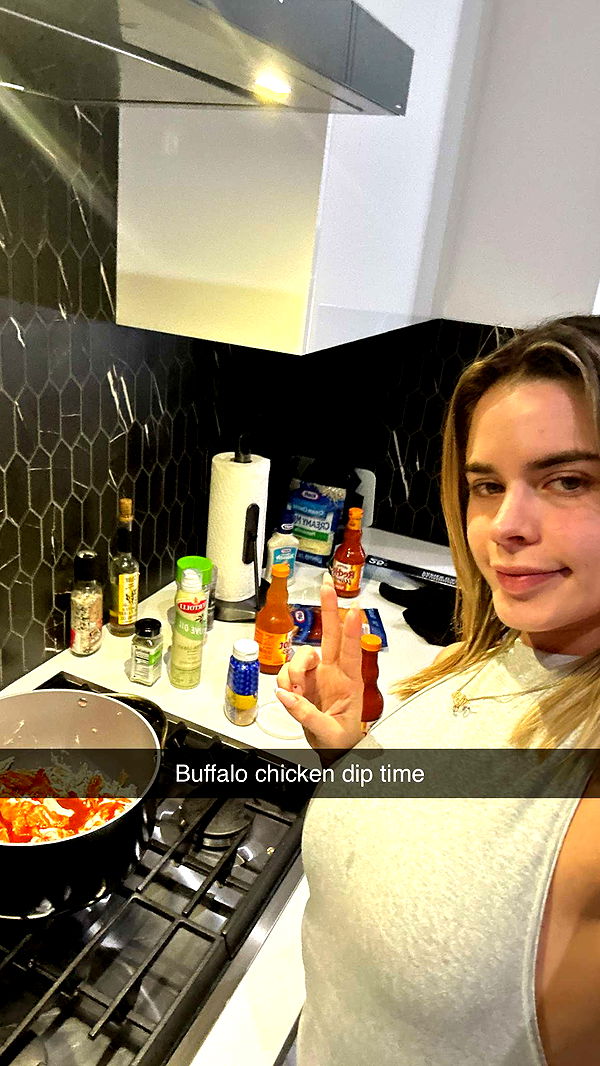 yaslenxoxo image ~ Altpins