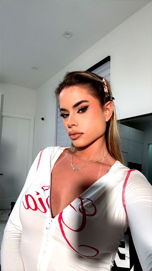 yaslenxoxo image ~ Altpins