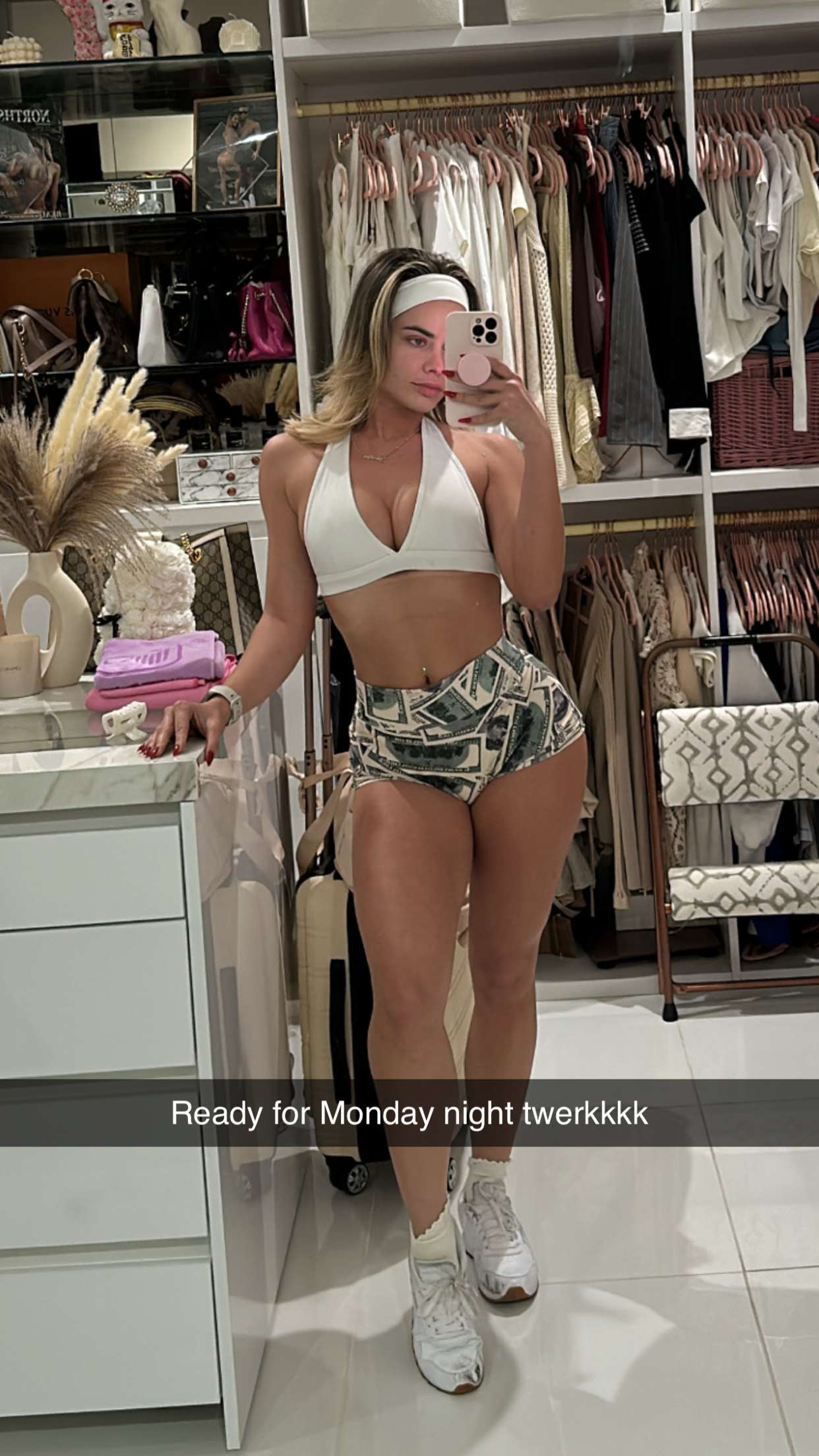 yaslenxoxo snapchat image archive image