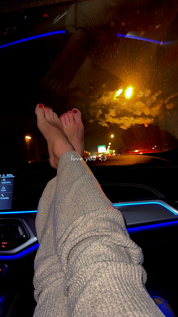 yaslenxoxo image ~ Altpins