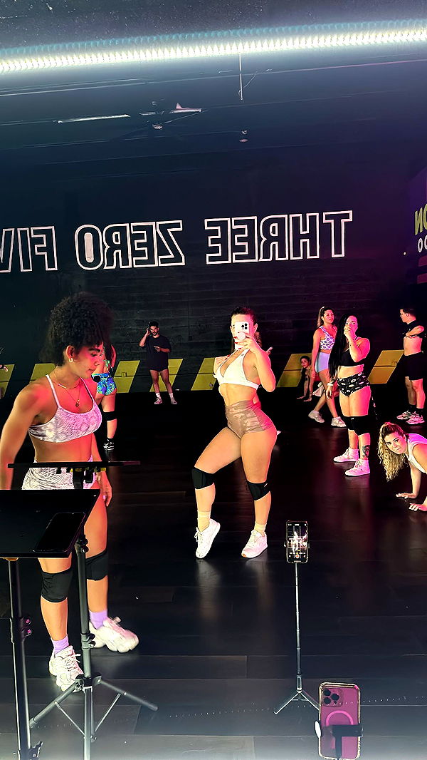 yaslenxoxo image ~ Altpins