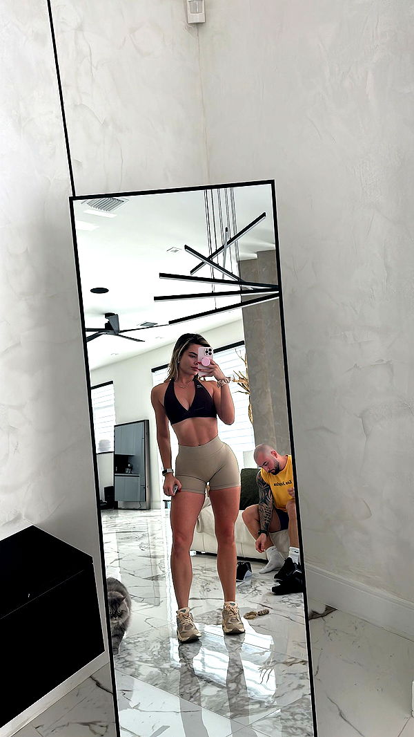 yaslenxoxo image ~ Altpins