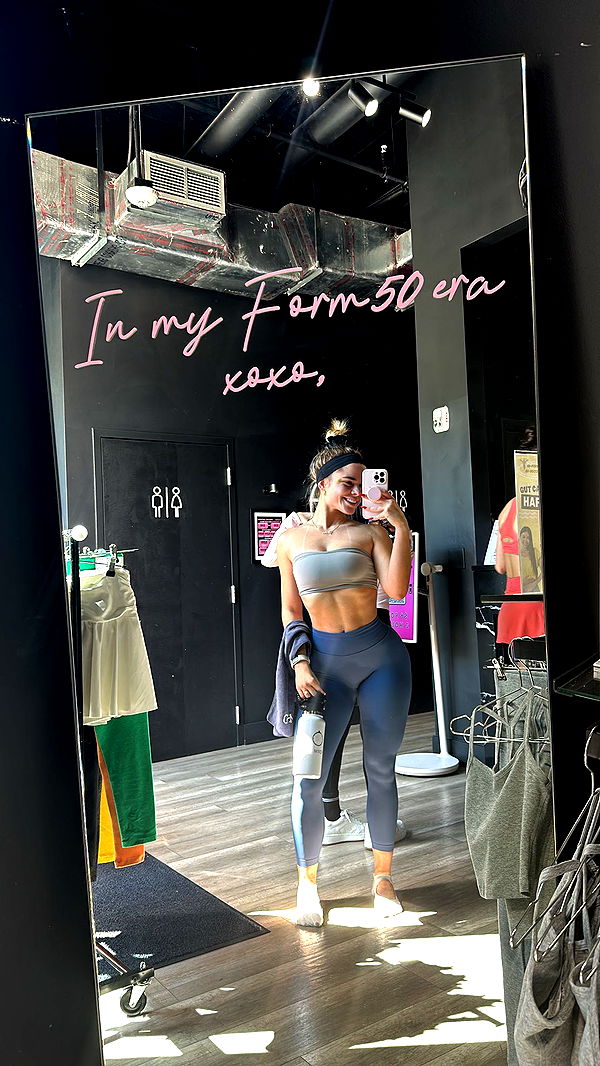 yaslenxoxo image ~ Altpins