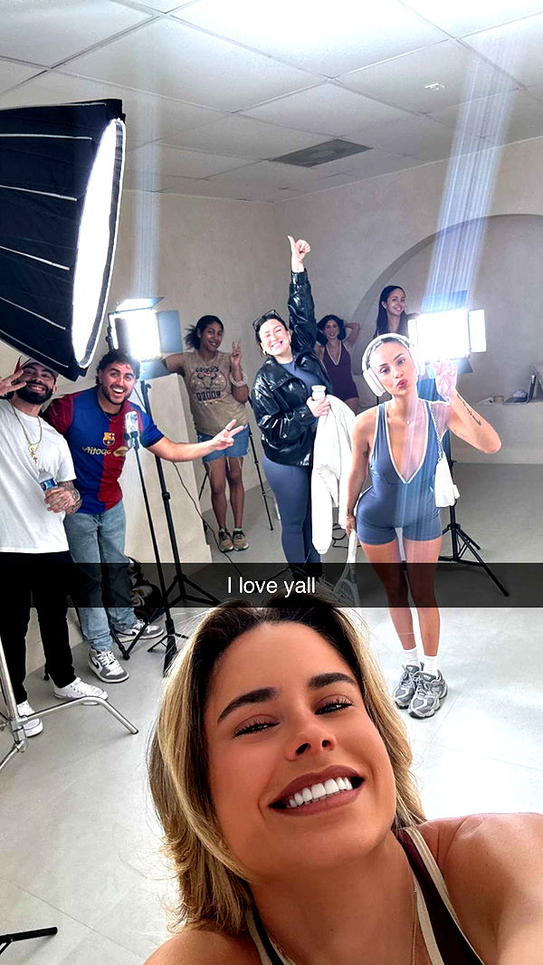 yaslenxoxo image ~ Altpins