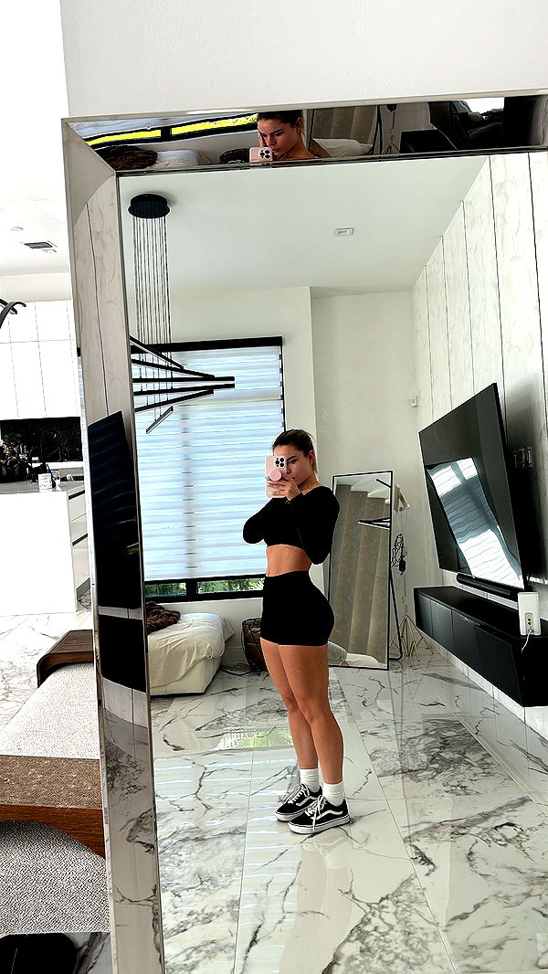 yaslenxoxo image ~ Altpins