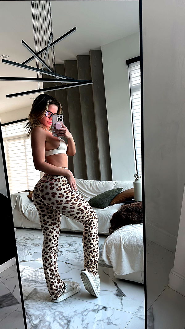 yaslenxoxo image ~ Altpins