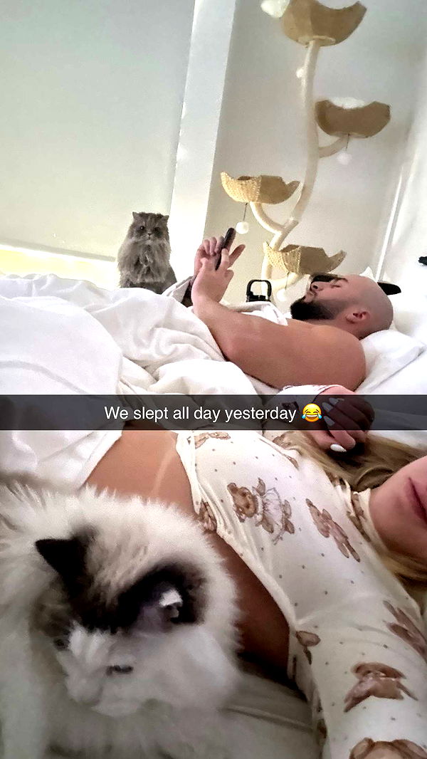 yaslenxoxo image ~ Altpins