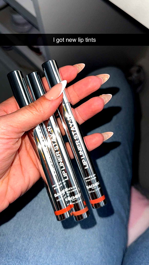 yaslenxoxo image ~ Altpins