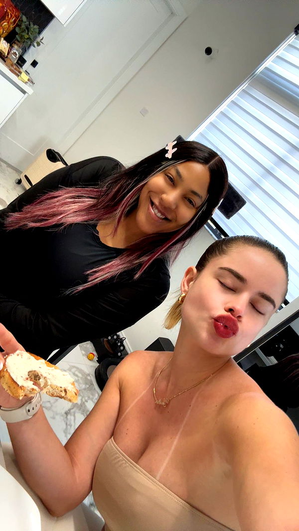 yaslenxoxo image ~ Altpins