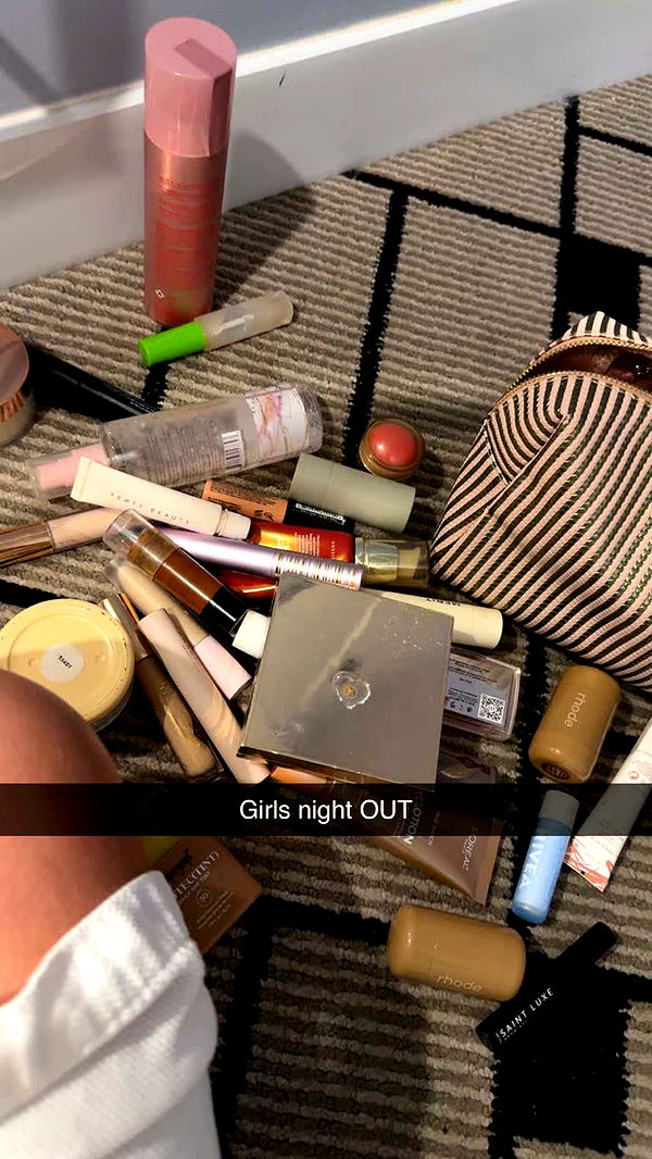 yaslenxoxo image ~ Altpins