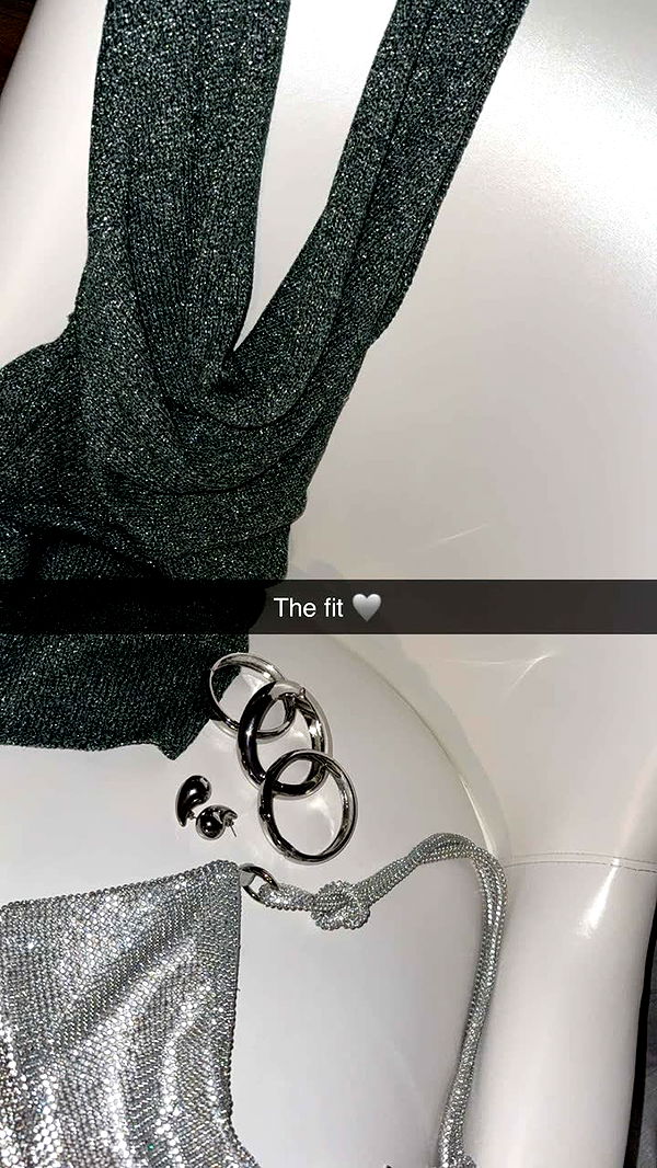 yaslenxoxo image ~ Altpins