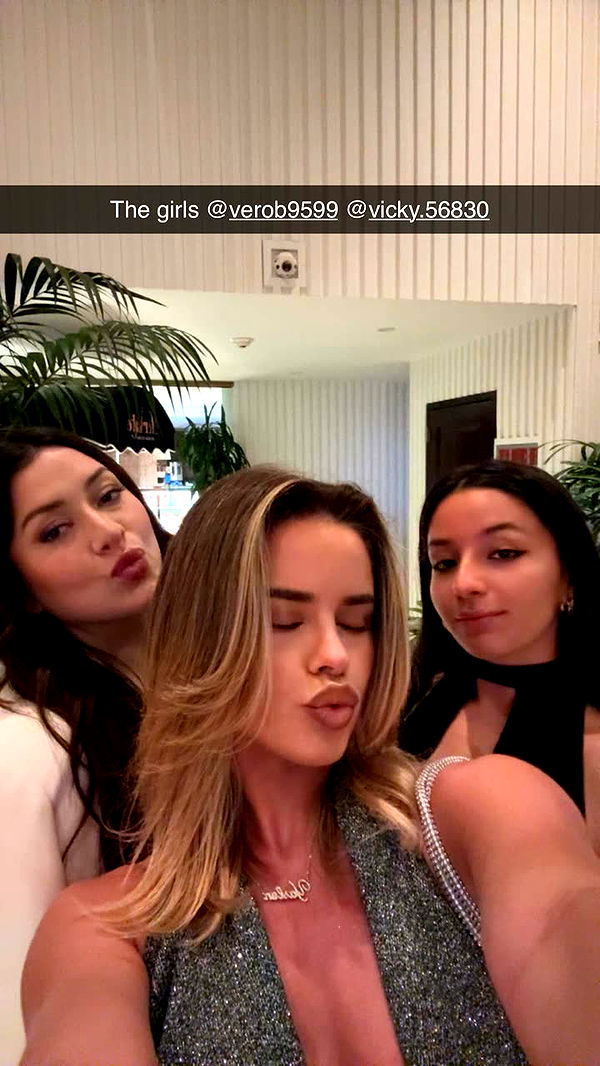 yaslenxoxo image ~ Altpins