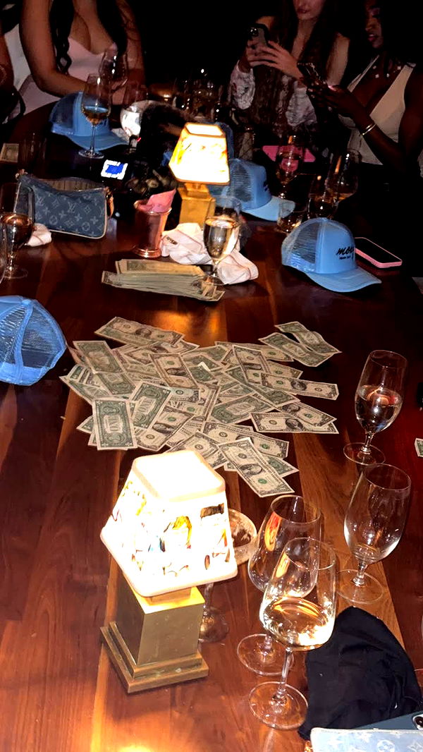 yaslenxoxo image ~ Altpins