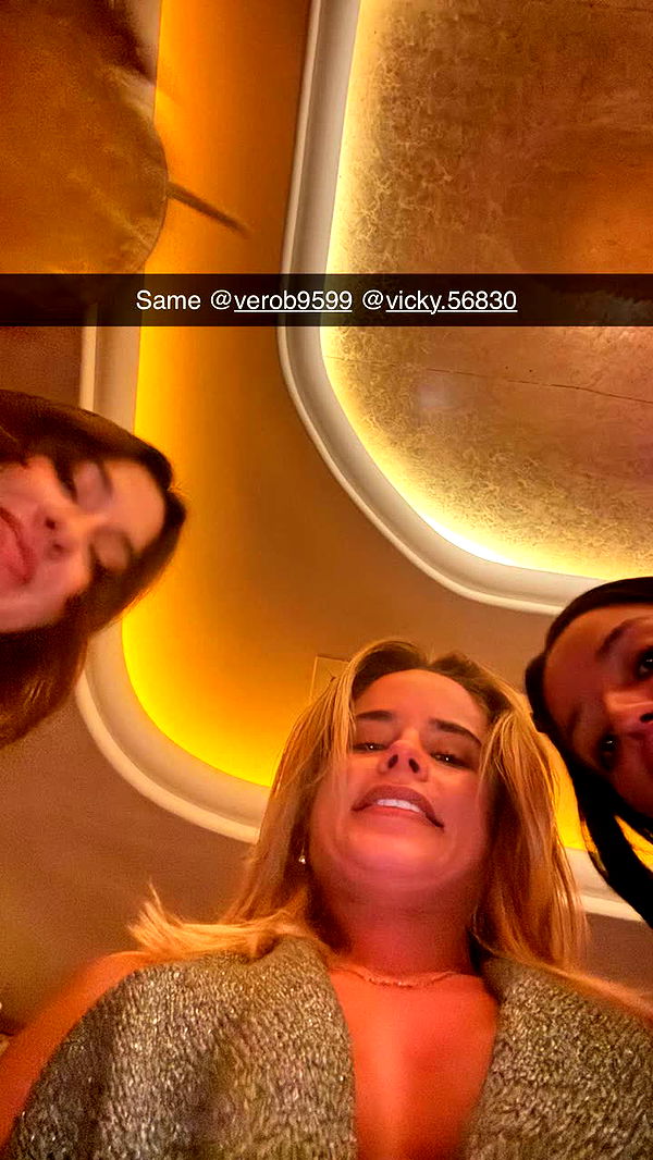 yaslenxoxo image ~ Altpins