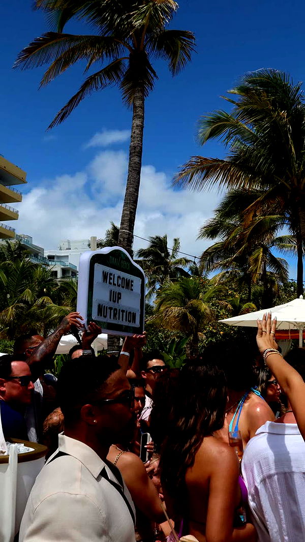 yaslenxoxo image ~ Altpins