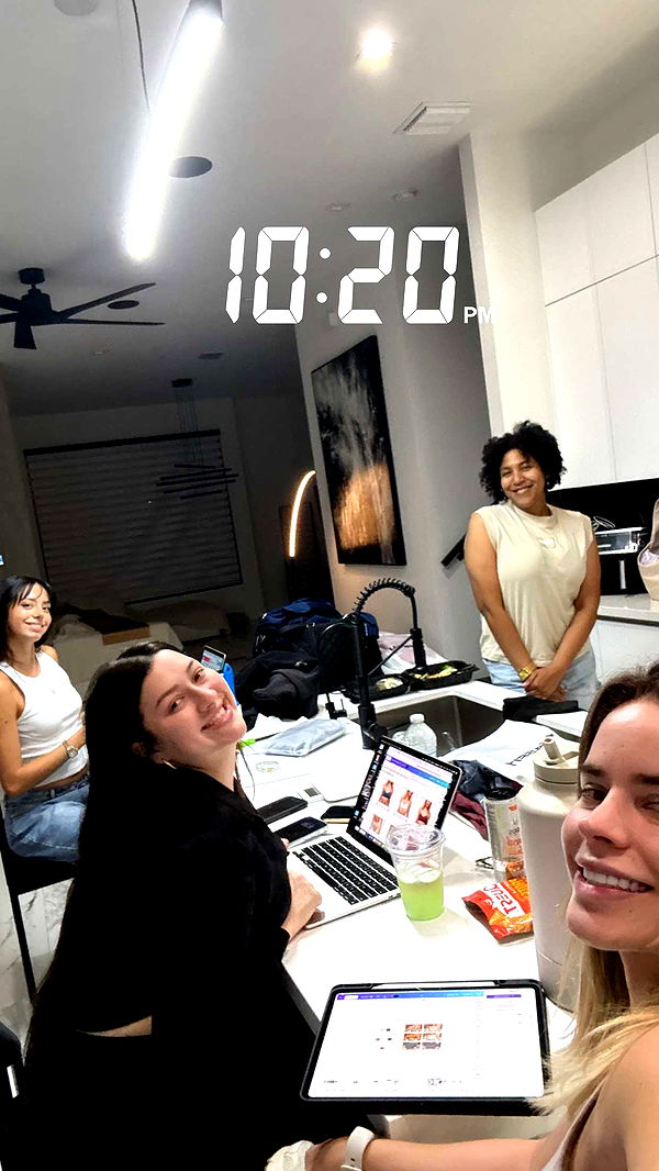 yaslenxoxo image ~ Altpins