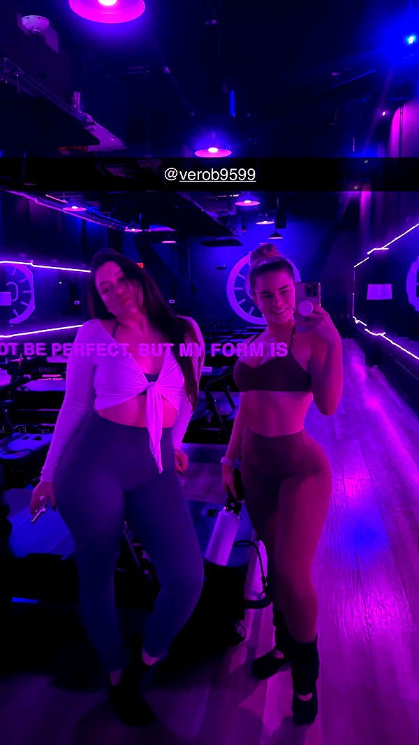 yaslenxoxo image ~ Altpins