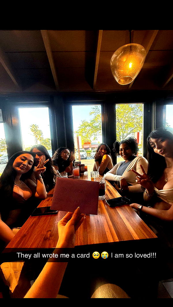 yaslenxoxo image ~ Altpins