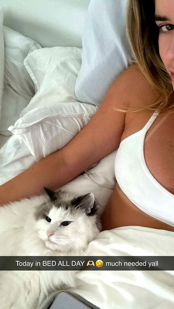 yaslenxoxo image ~ Altpins