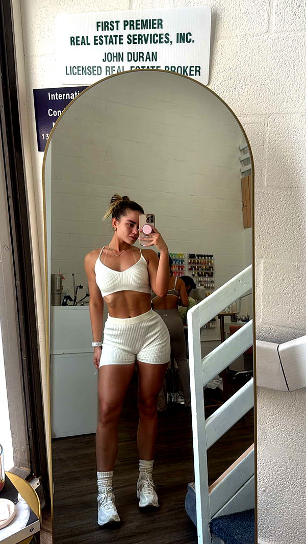 yaslenxoxo image ~ Altpins