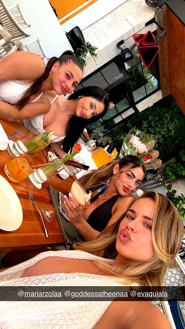 yaslenxoxo image ~ Altpins