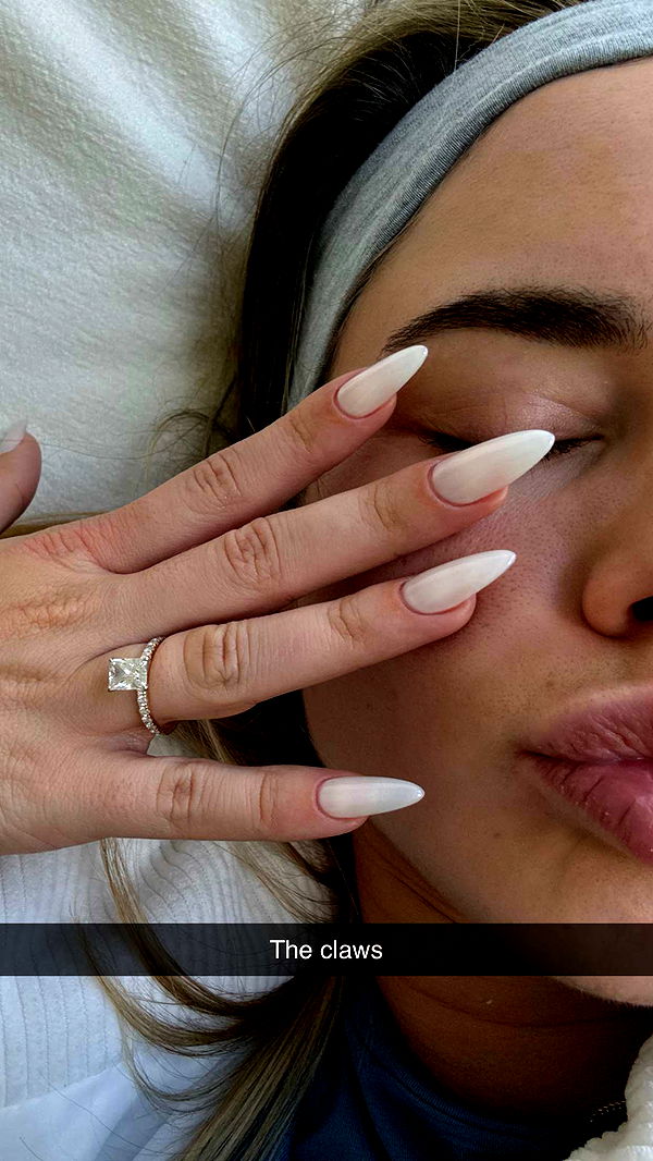 yaslenxoxo image ~ Altpins