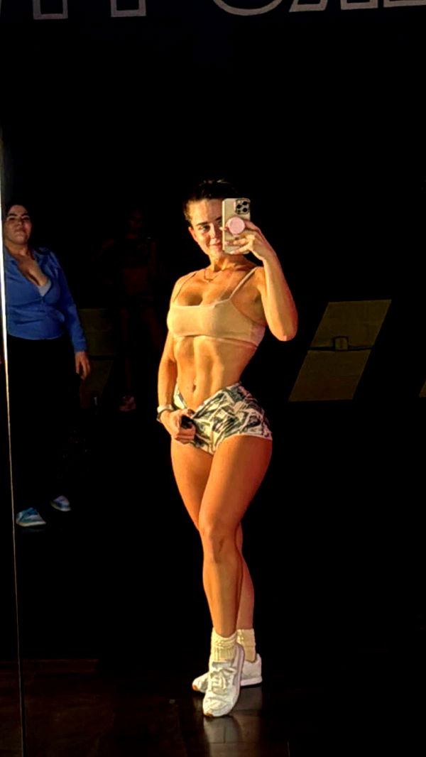 yaslenxoxo image ~ Altpins