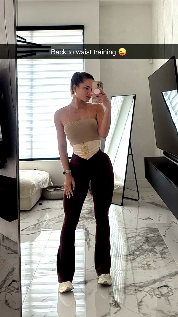 yaslenxoxo image ~ Altpins