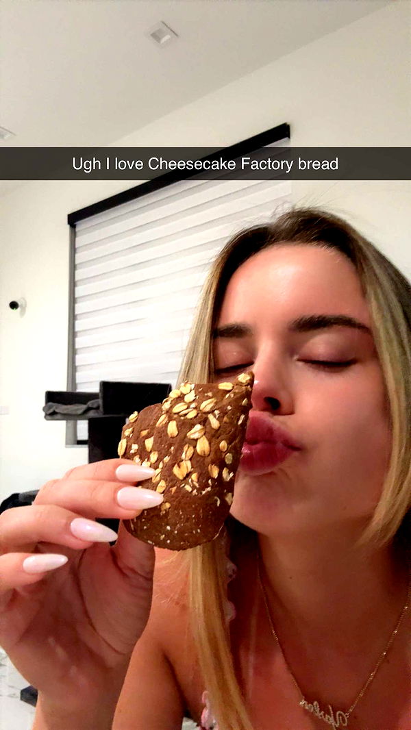 yaslenxoxo image ~ Altpins