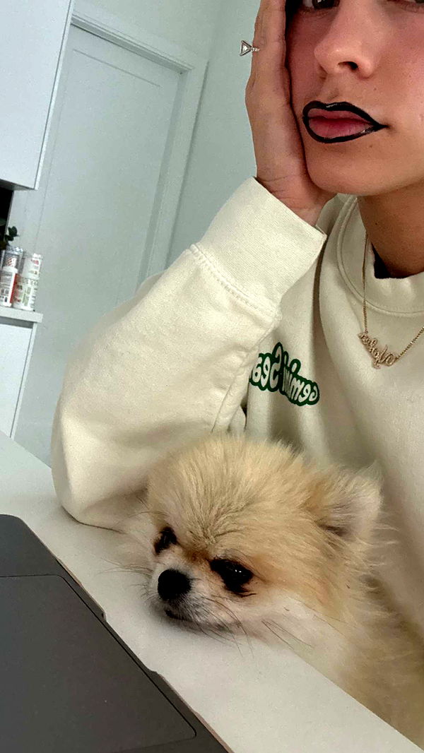 yaslenxoxo image ~ Altpins