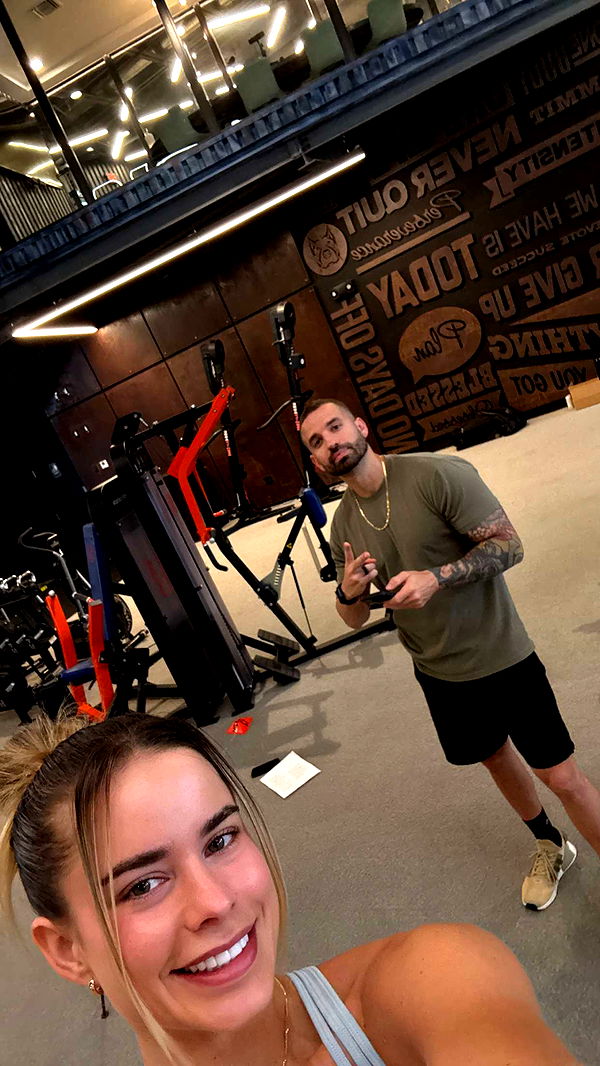 yaslenxoxo image ~ Altpins