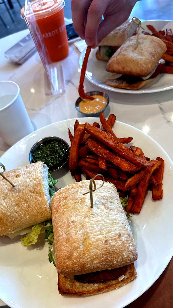 yaslenxoxo image ~ Altpins