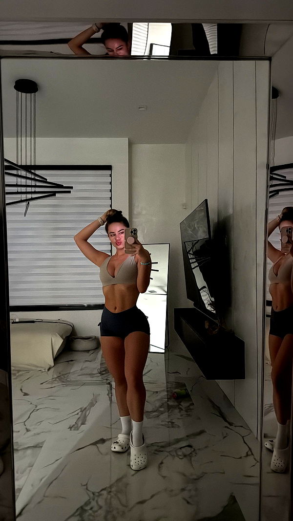 yaslenxoxo image ~ Altpins