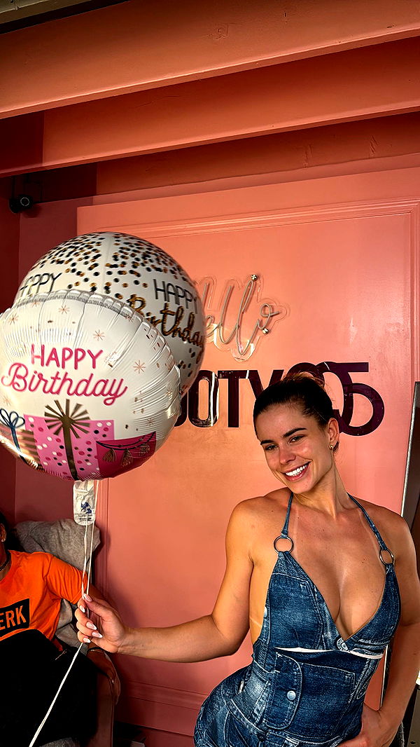 yaslenxoxo image ~ Altpins