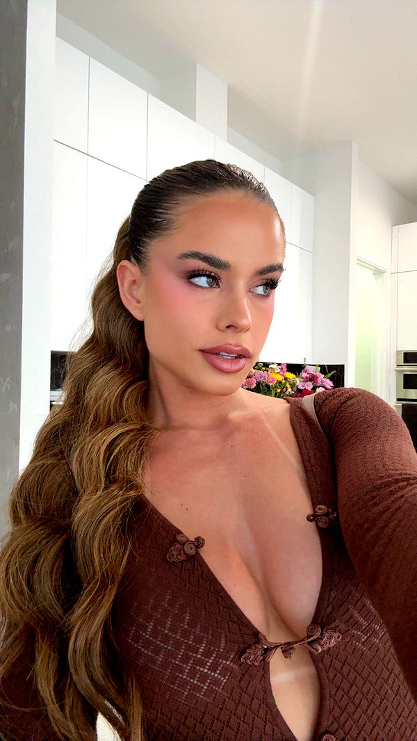 yaslenxoxo image ~ Altpins