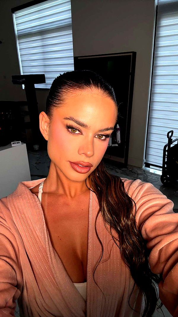 yaslenxoxo image ~ Altpins