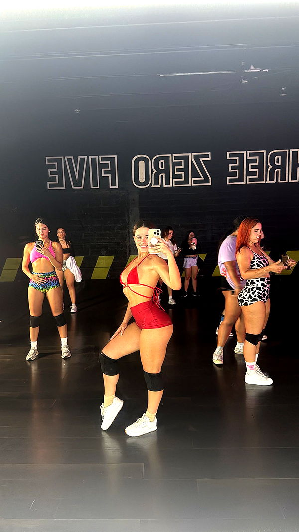 yaslenxoxo image ~ Altpins