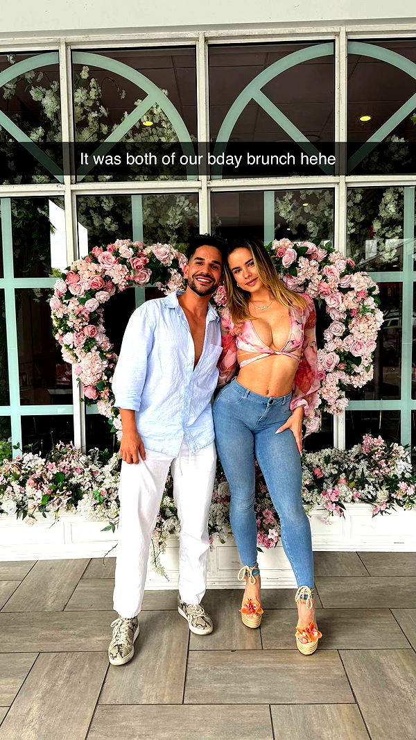 yaslenxoxo image ~ Altpins