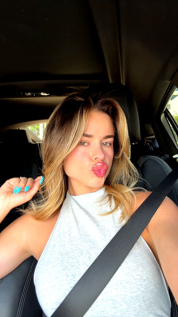 yaslenxoxo image ~ Altpins