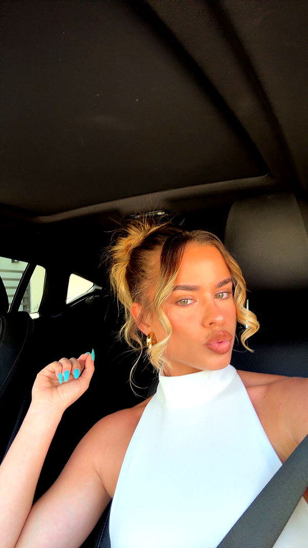 yaslenxoxo image ~ Altpins