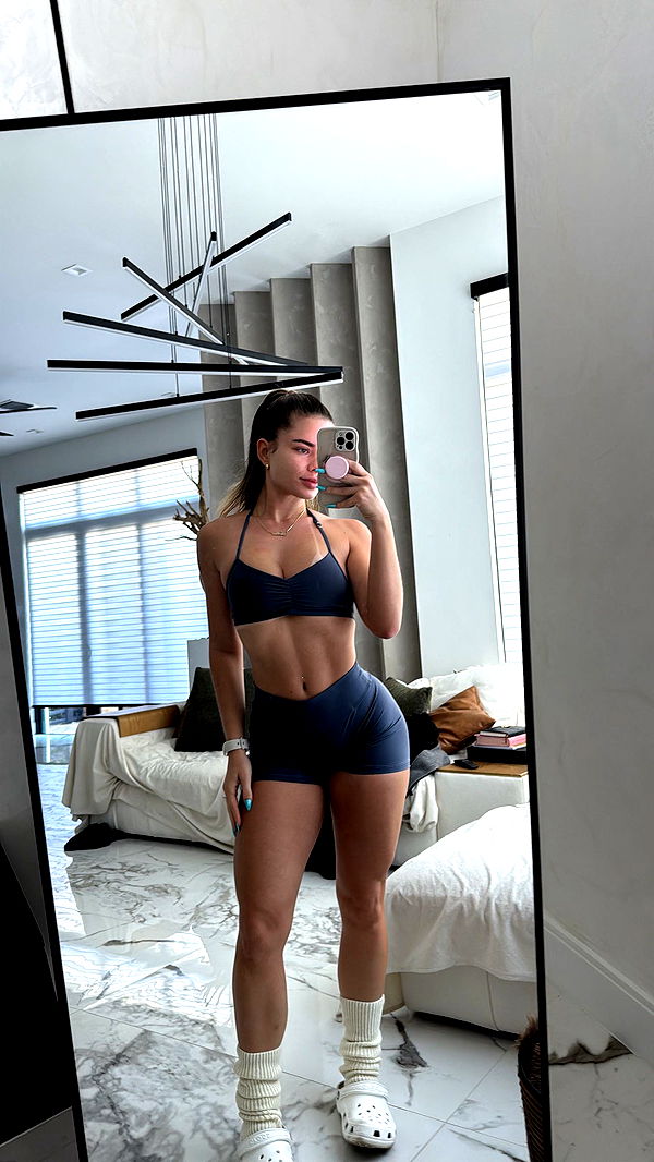 yaslenxoxo image ~ Altpins