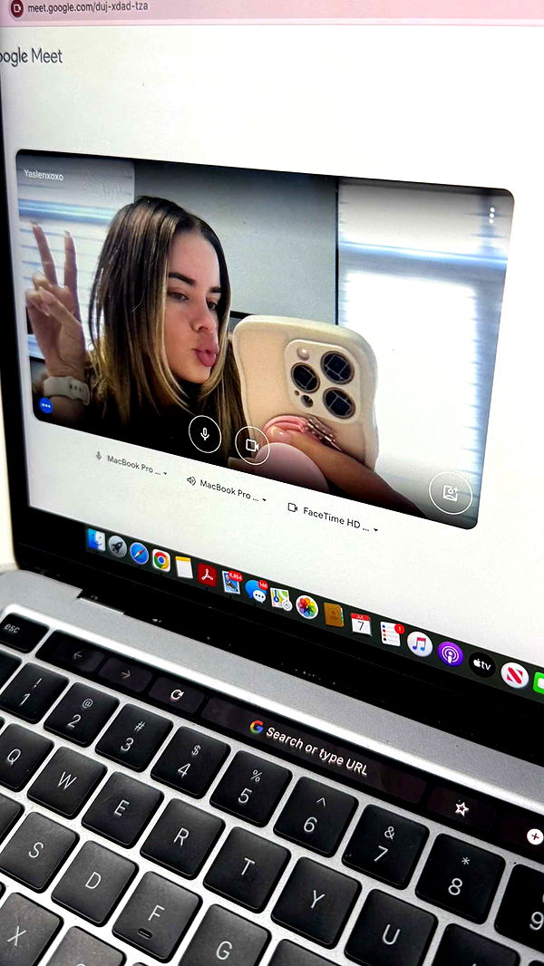 yaslenxoxo image ~ Altpins