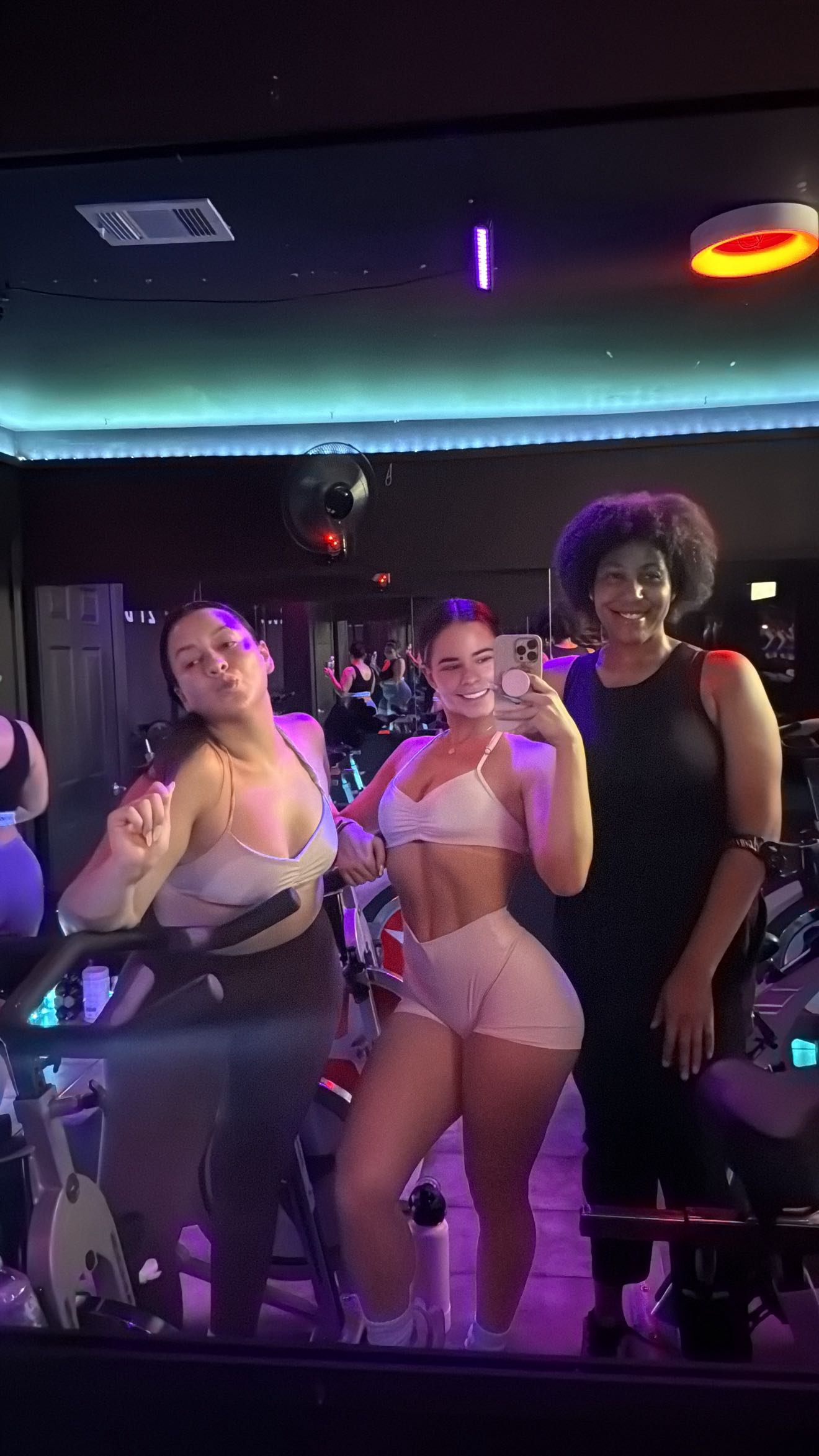 yaslenxoxo snapchat image archive image