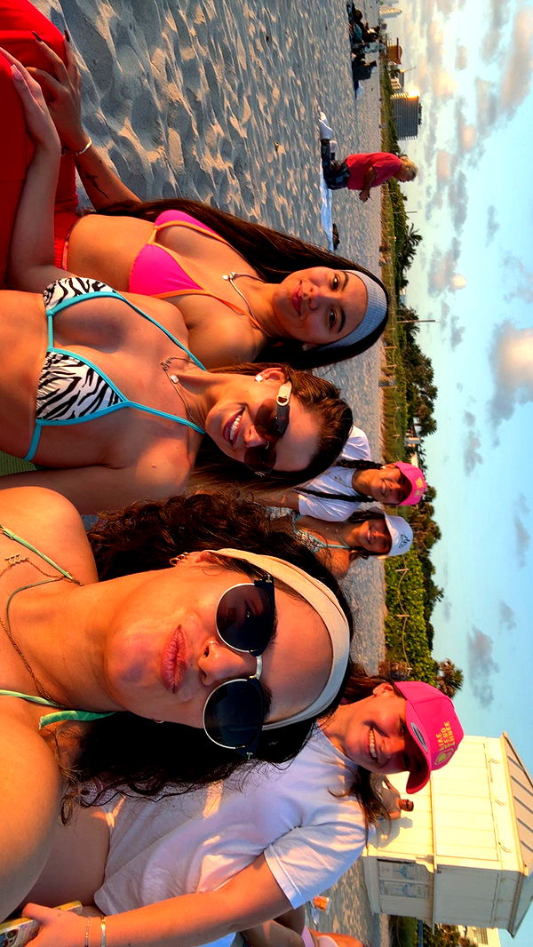 yaslenxoxo image ~ Altpins