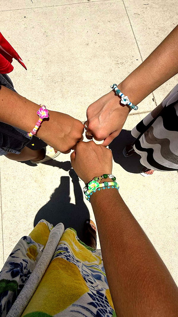 yaslenxoxo image ~ Altpins