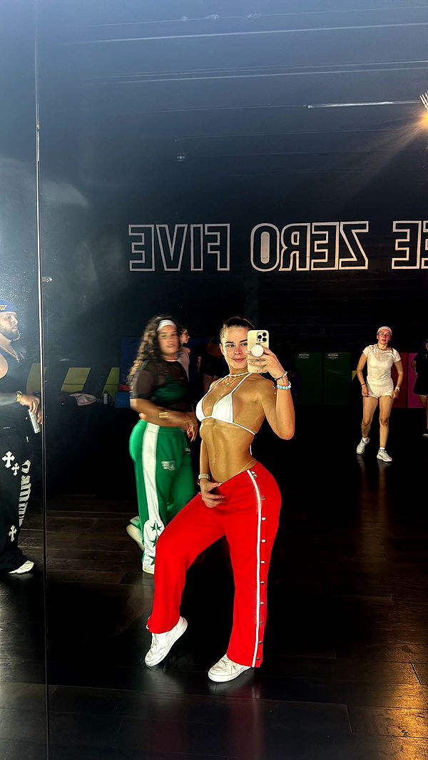 yaslenxoxo image ~ Altpins