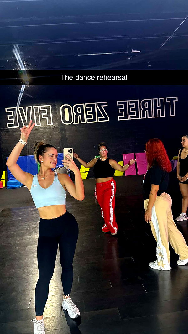 yaslenxoxo image ~ Altpins