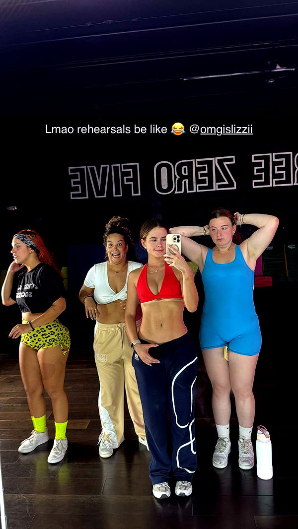 yaslenxoxo image ~ Altpins