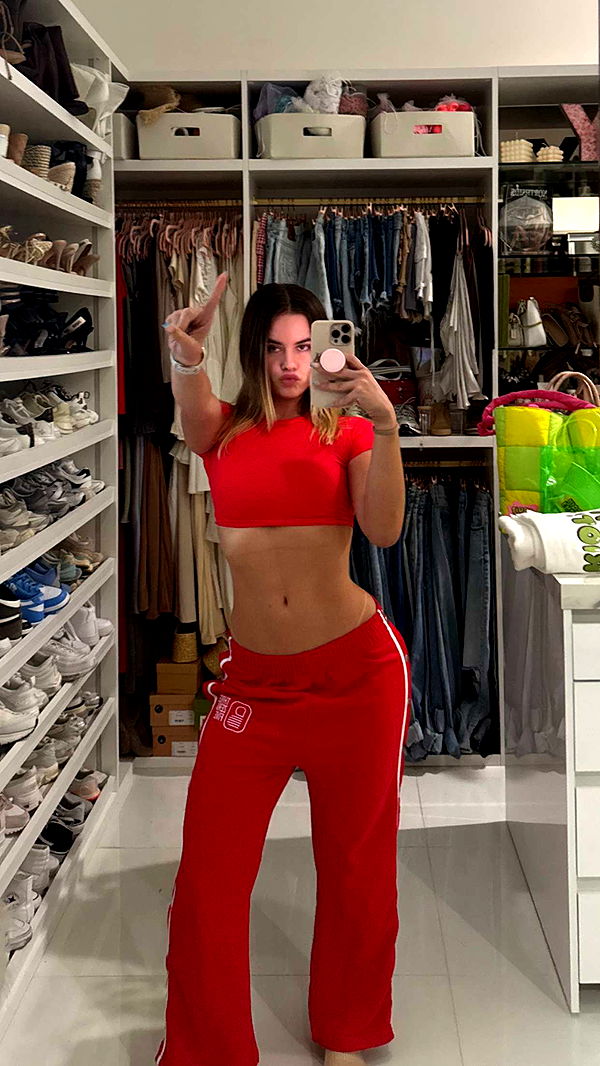 yaslenxoxo image ~ Altpins