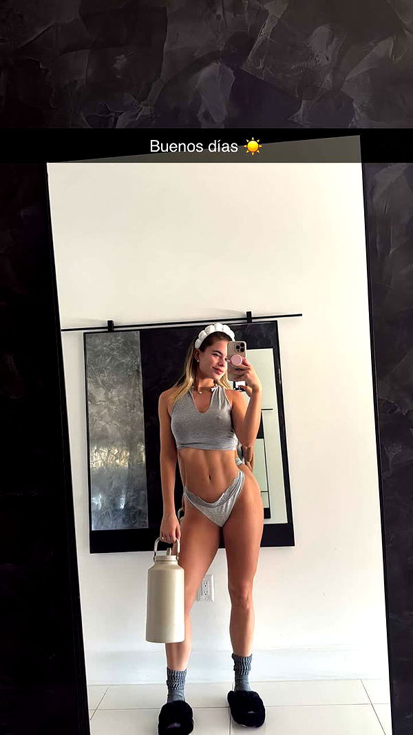 yaslenxoxo image ~ Altpins